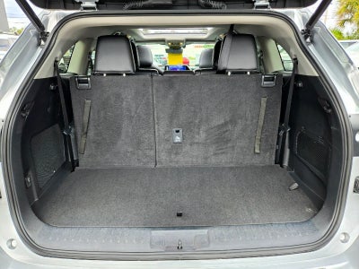 2023 Toyota Highlander Hybrid Platinum