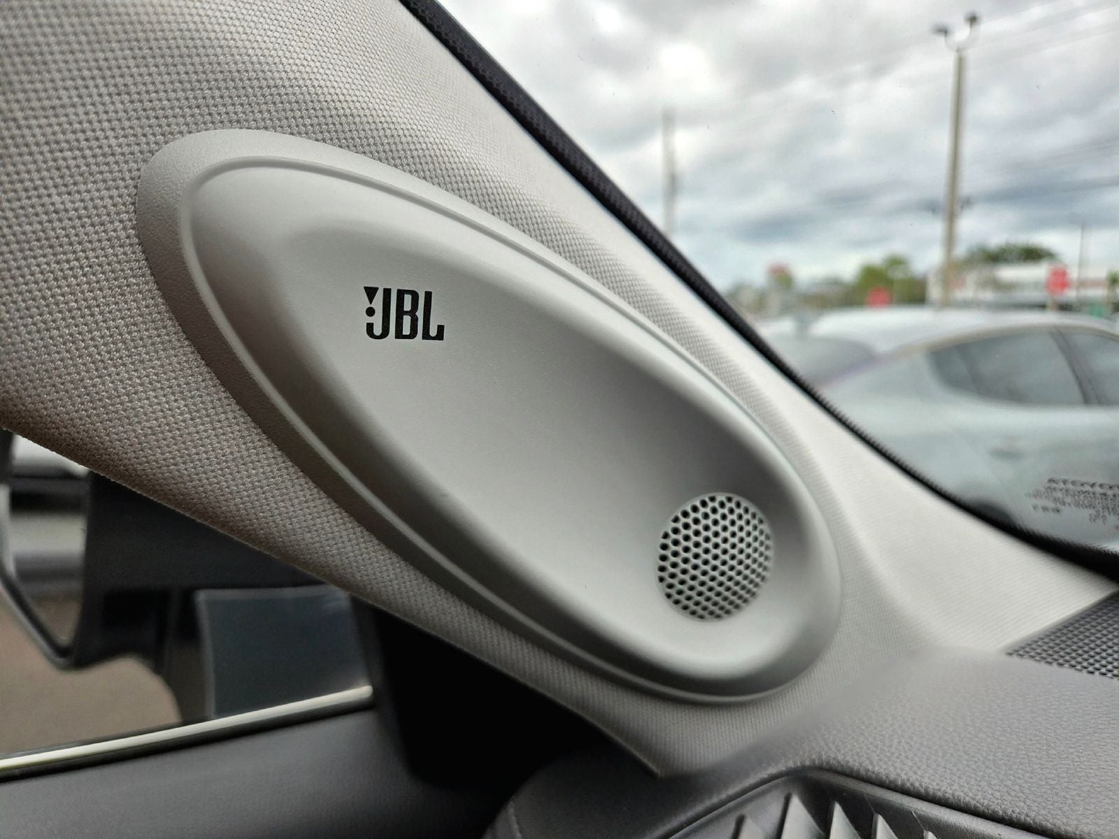 2023 Toyota Highlander Hybrid Platinum