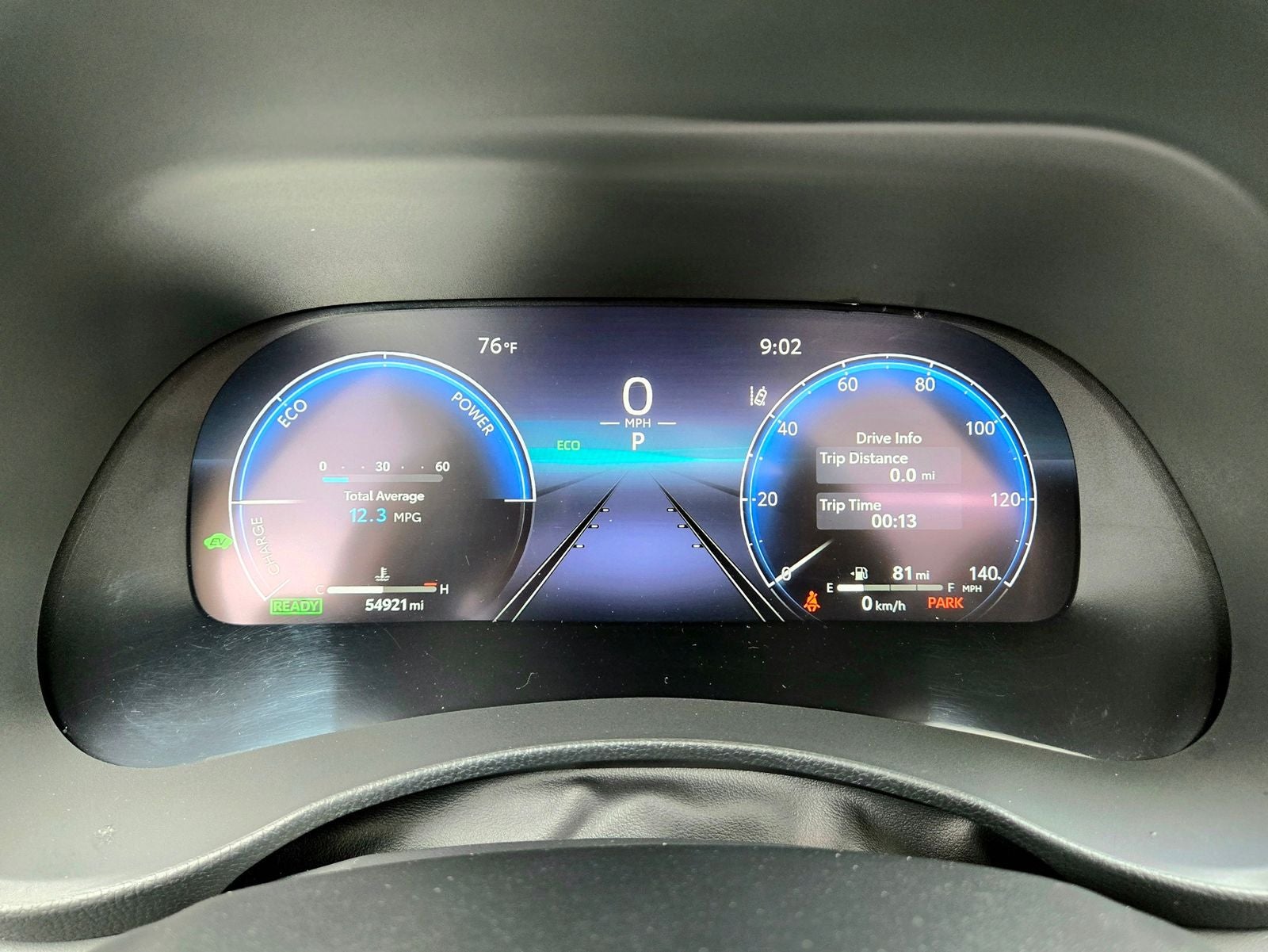 2023 Toyota Highlander Hybrid Platinum