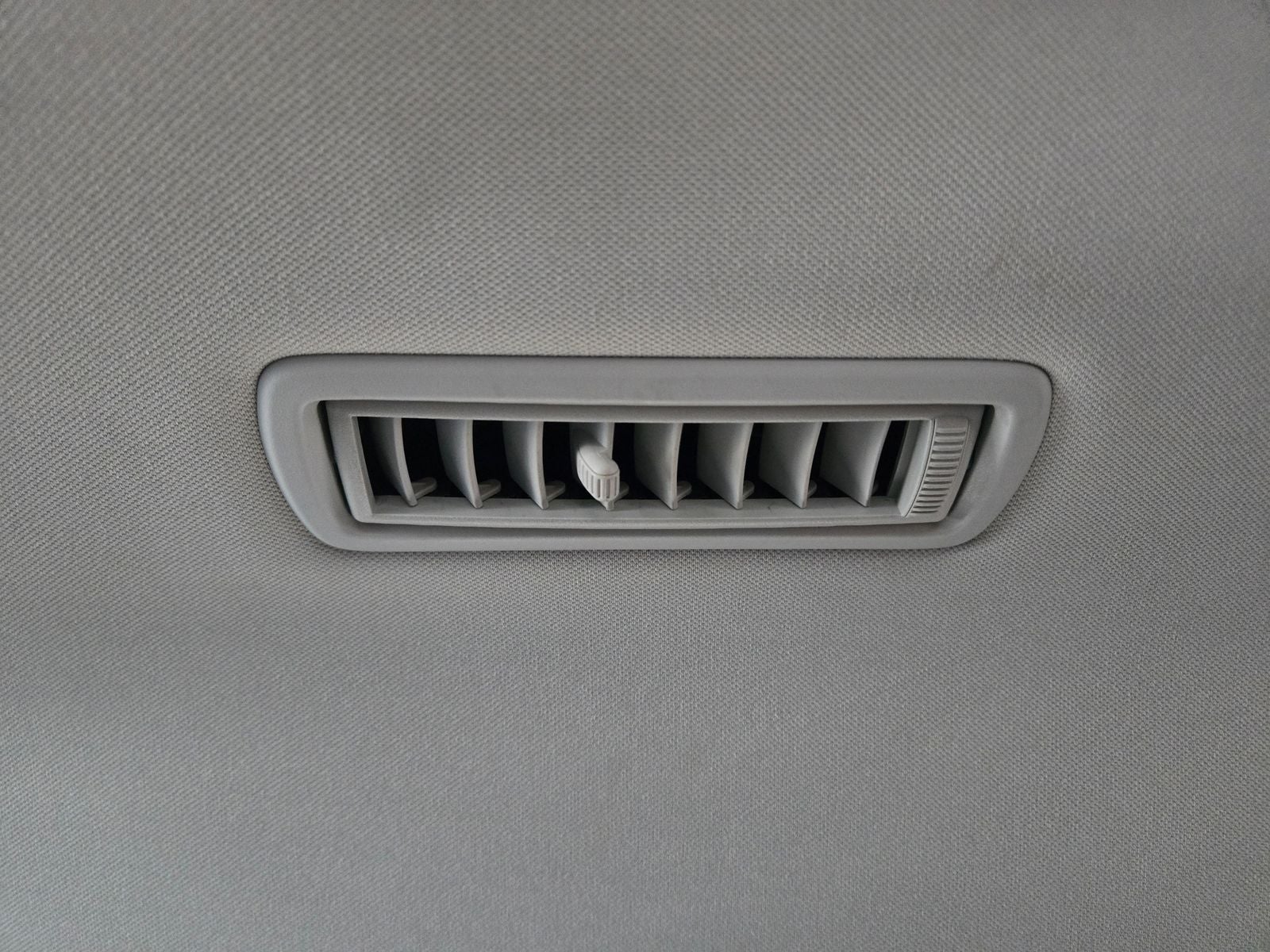 2023 Toyota Highlander Hybrid Platinum