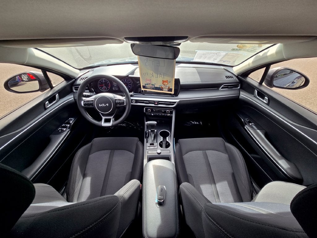 2022 Kia K5 LXS