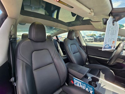 2023 Tesla Model 3 Performance