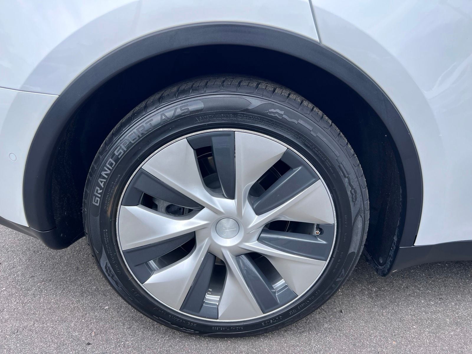 2020 Tesla Model Y Long Range