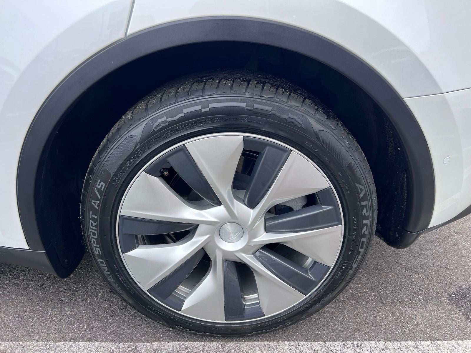 2020 Tesla Model Y Long Range
