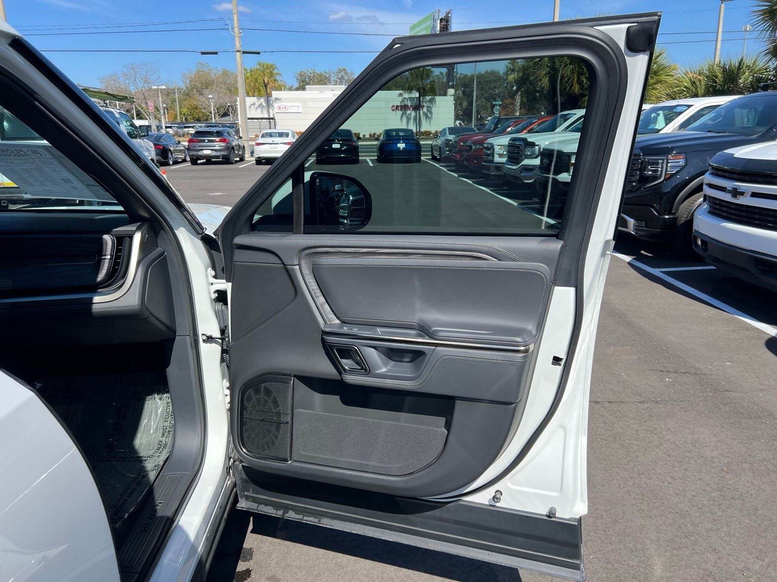 2022 Rivian R1T Adventure