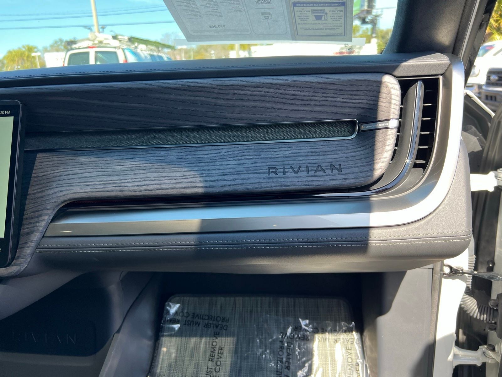 2022 Rivian R1T Adventure