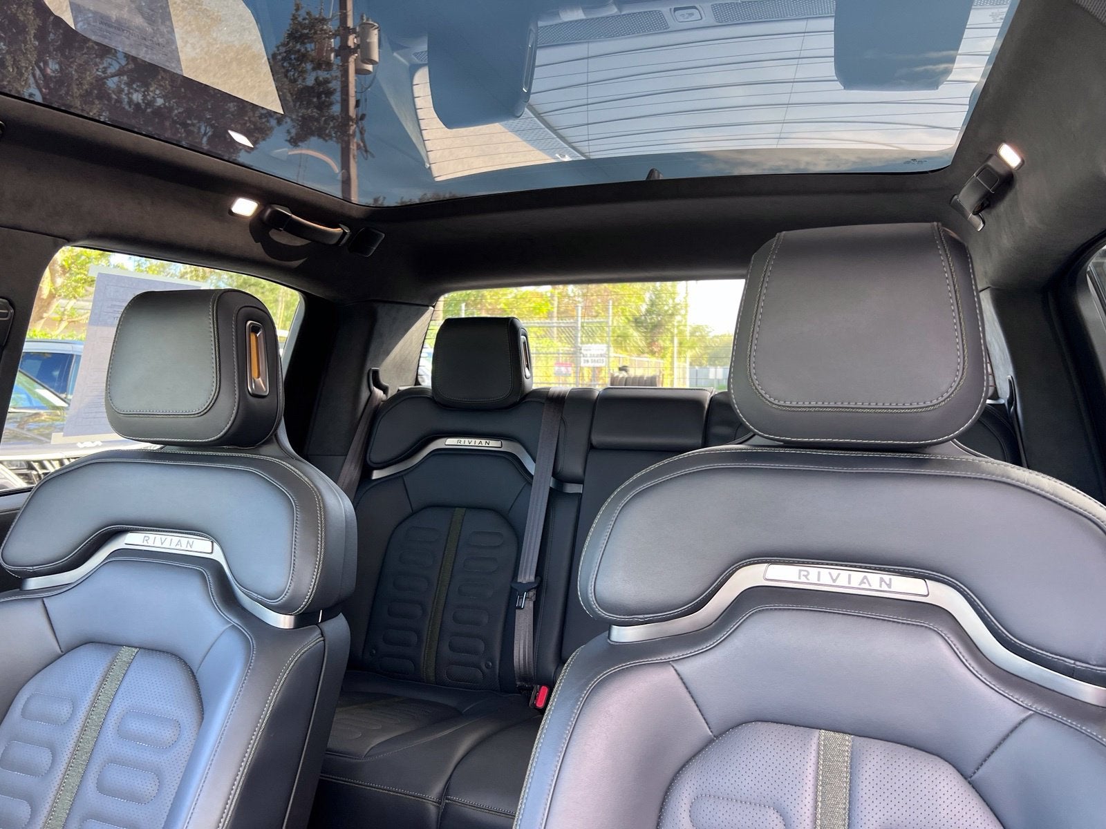 2022 Rivian R1T Adventure