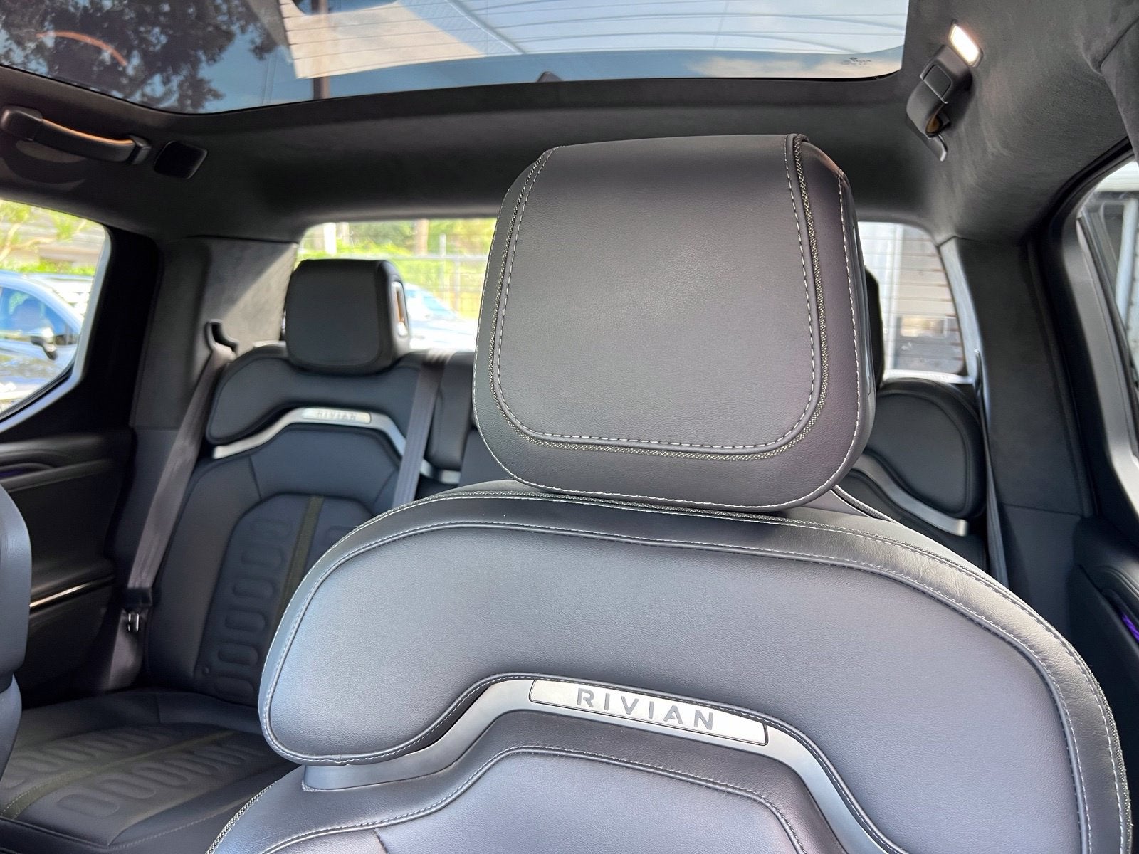 2022 Rivian R1T Adventure