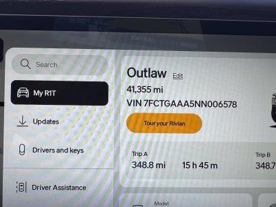 2022 Rivian R1T Adventure