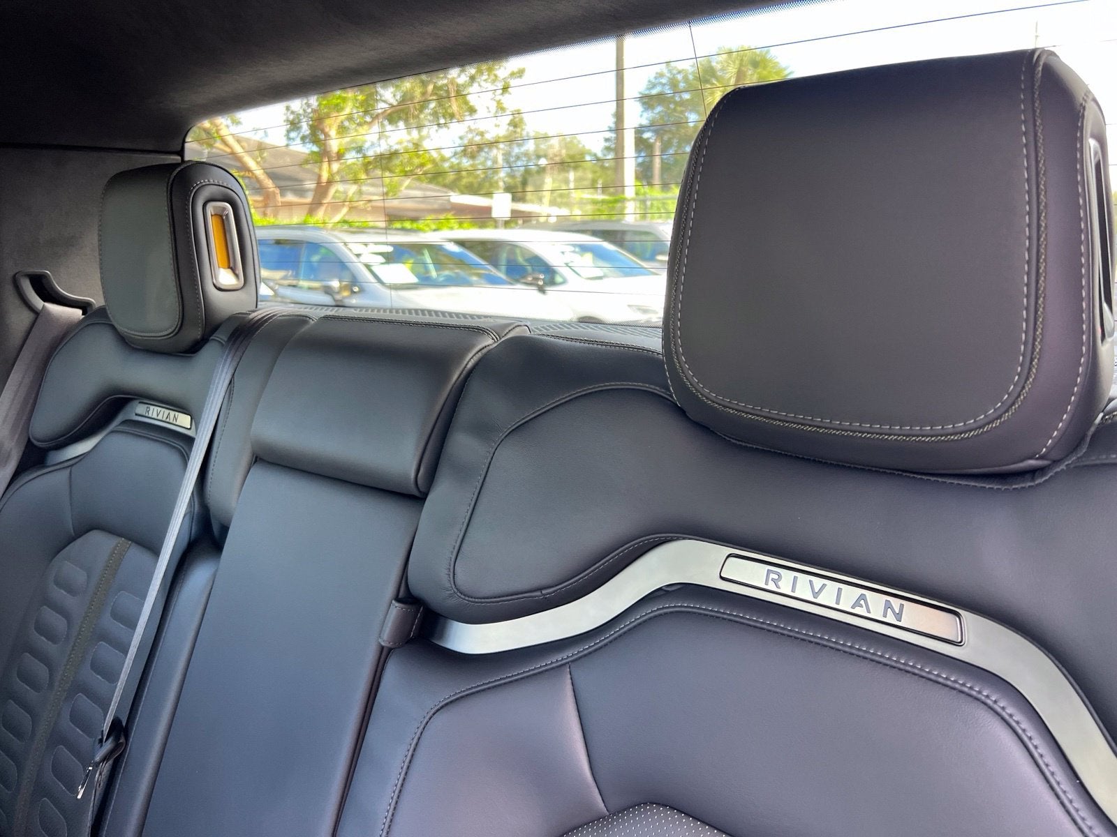 2022 Rivian R1T Adventure