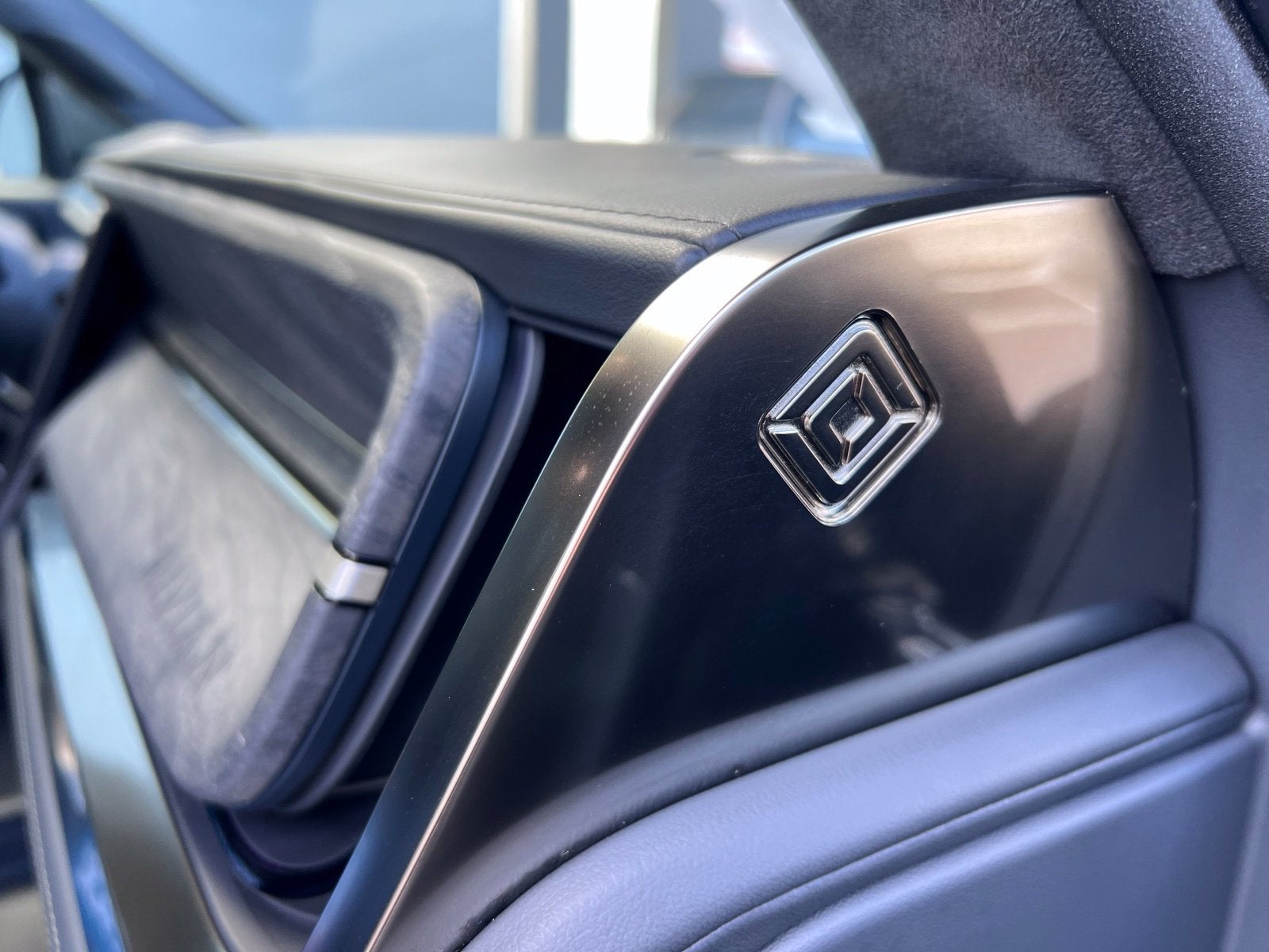 2022 Rivian R1T Adventure