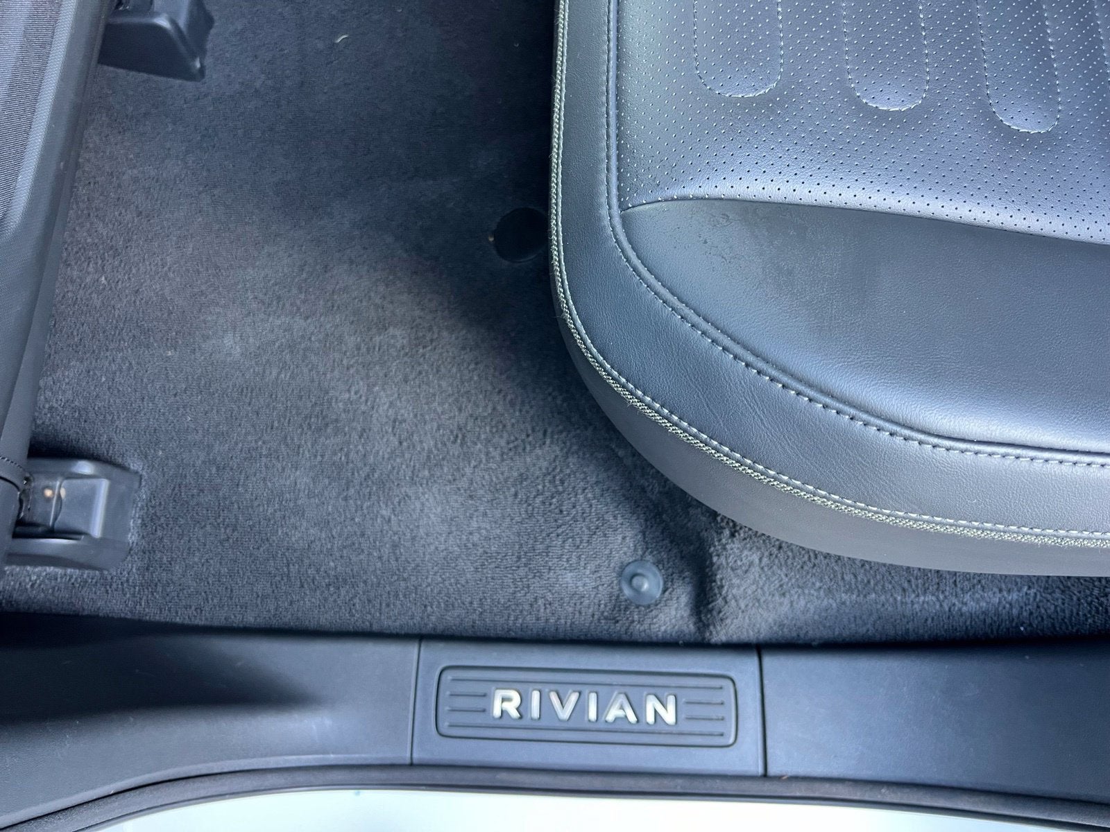 2023 Rivian R1T Adventure