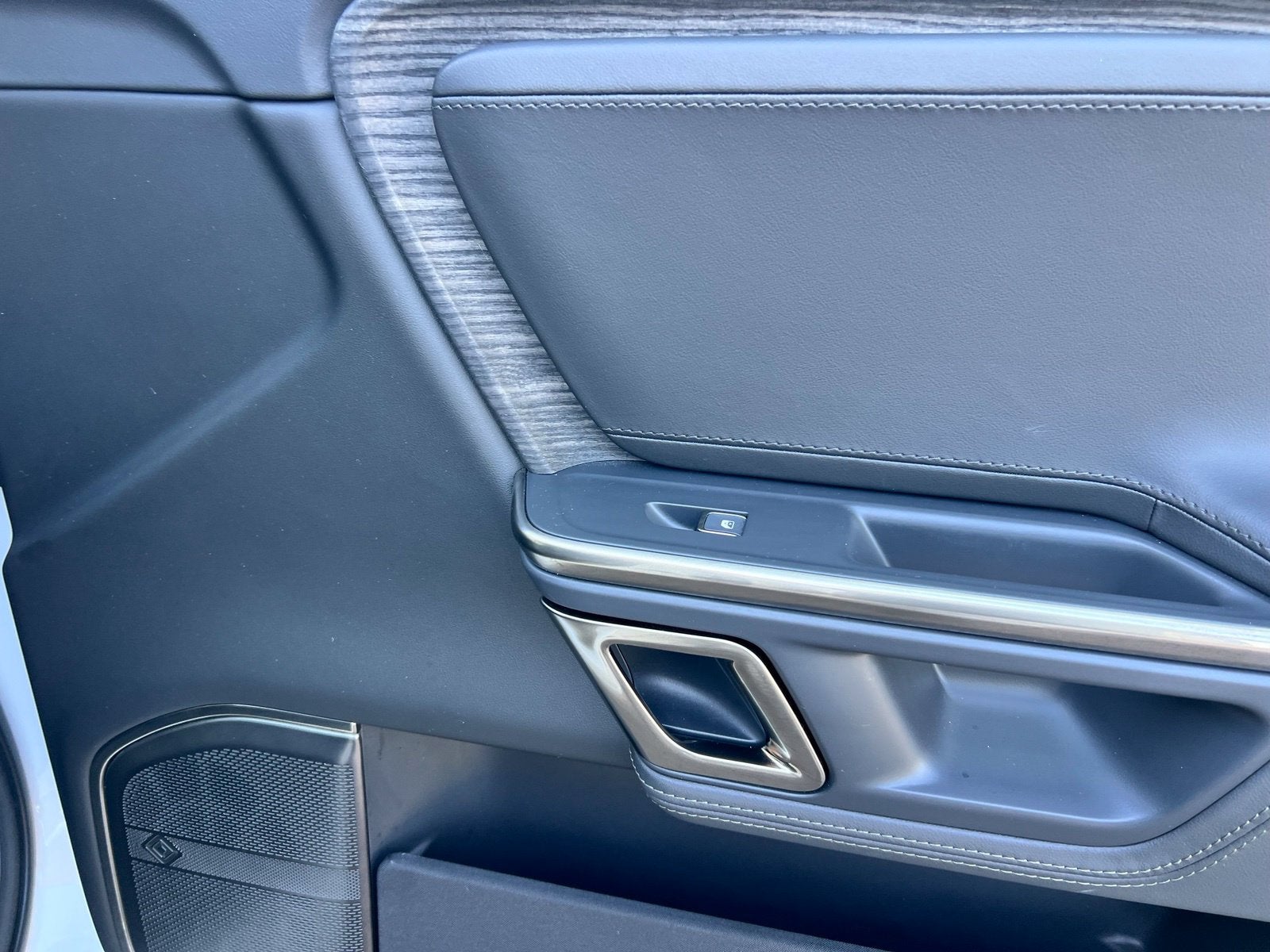 2023 Rivian R1T Adventure