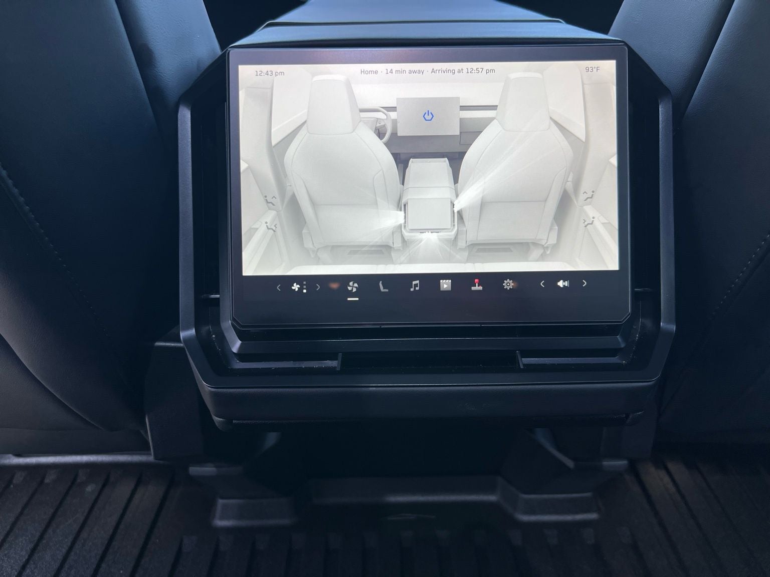 2024 Tesla Cybertruck Base