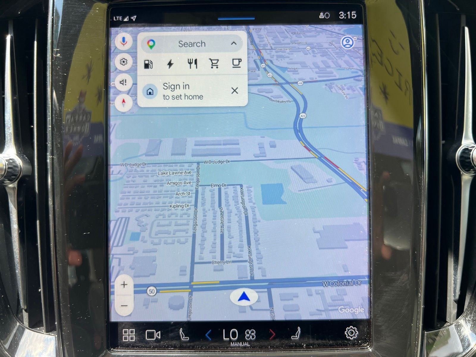 2023 Volvo S60 Recharge Plug-In Hybrid T8 Plus Dark Theme