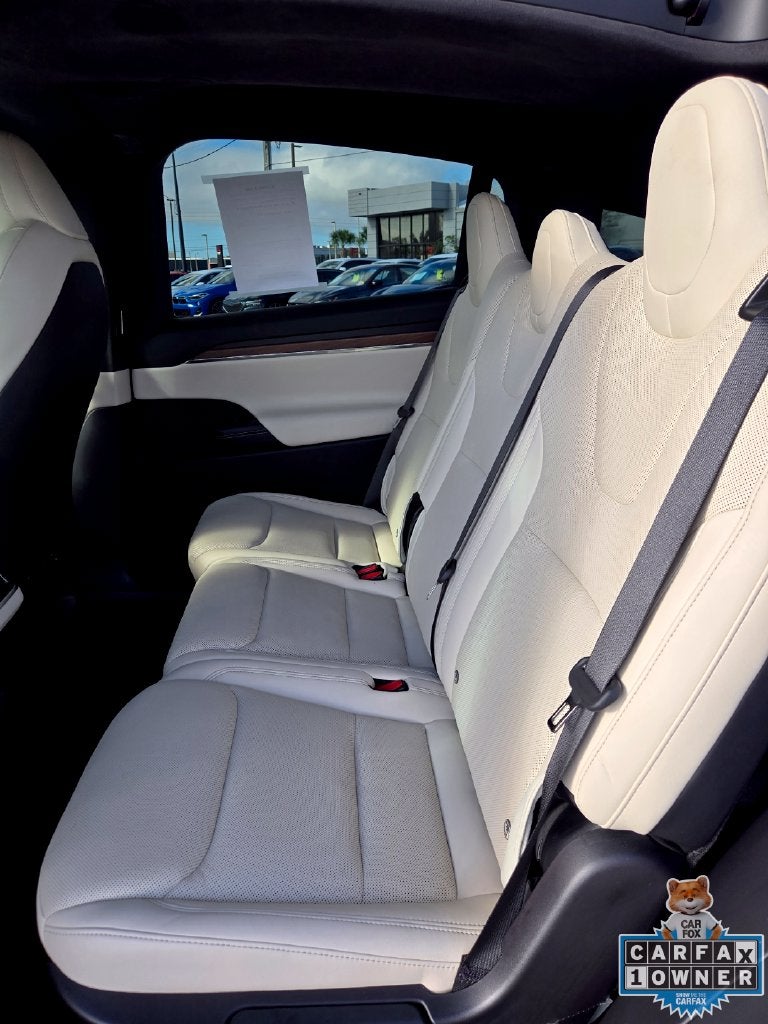2022 Tesla Model X Base