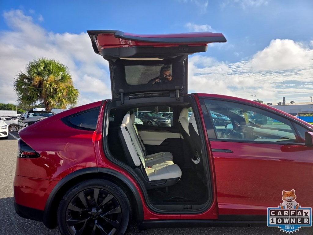 2022 Tesla Model X Base