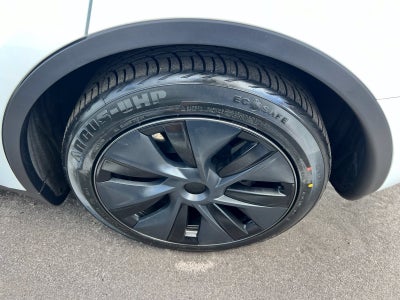 2025 Tesla Model Y Long Range