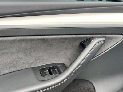 2025 Tesla Model Y Long Range