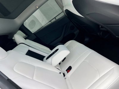 2025 Tesla Model Y Long Range
