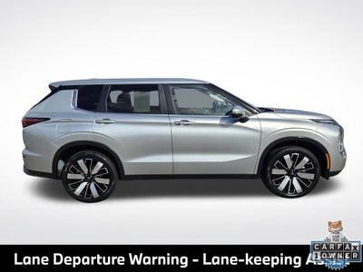 2025 Mitsubishi Outlander SE