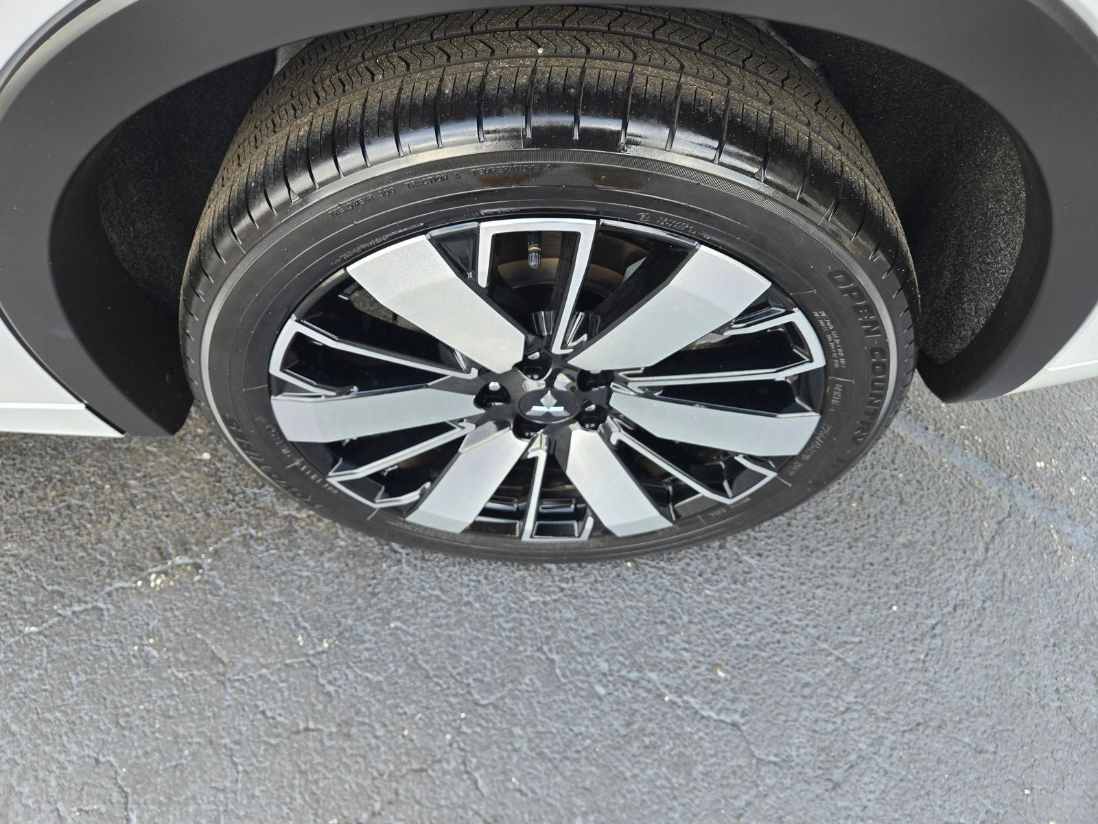 2025 Mitsubishi Outlander SEL