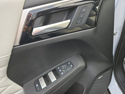 2025 Mitsubishi Outlander SEL