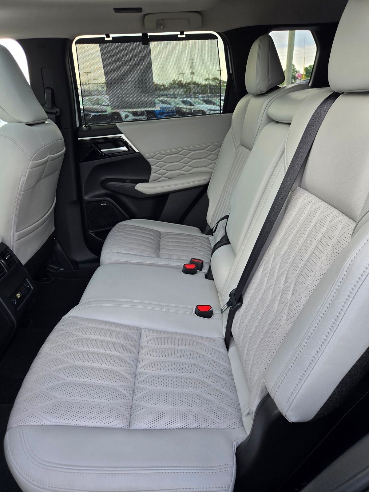 2025 Mitsubishi Outlander SEL