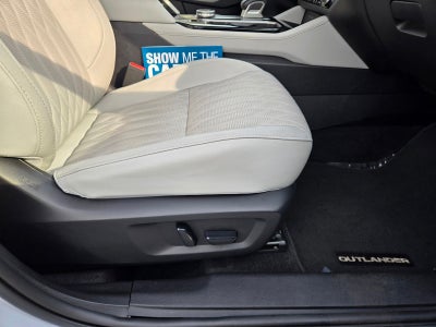 2025 Mitsubishi Outlander SEL