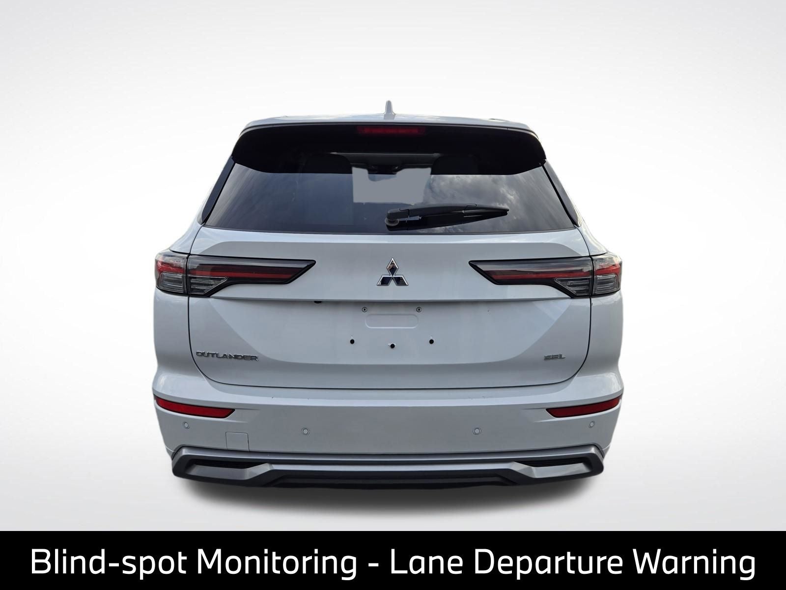 2025 Mitsubishi Outlander SEL