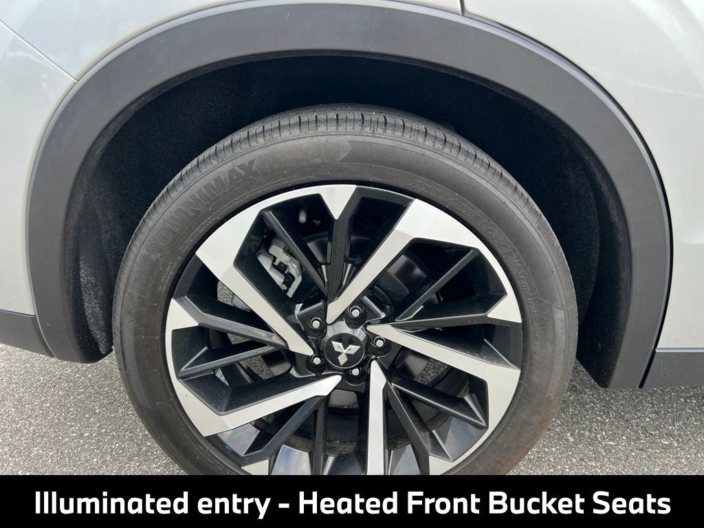 2023 Mitsubishi Outlander SE Special Edition