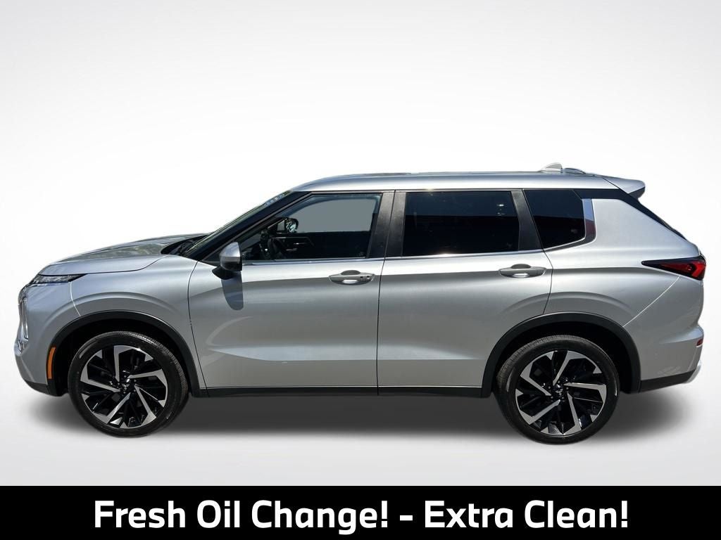 2023 Mitsubishi Outlander SE Special Edition
