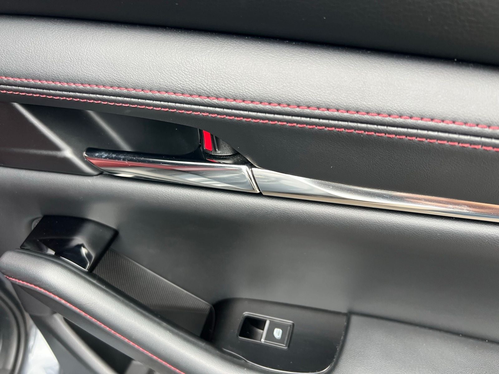 2023 Mazda Mazda3 2.5 S Carbon Edition