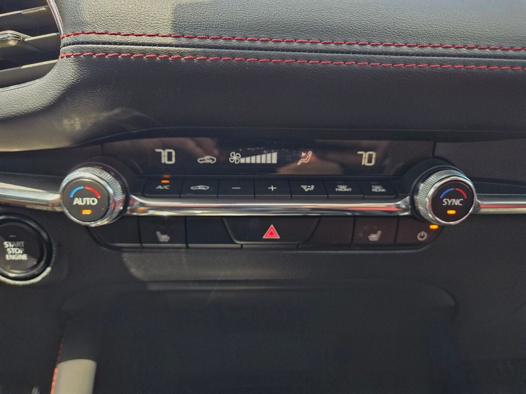 2024 Mazda Mazda3 2.5 S Carbon Edition