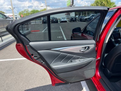 2022 INFINITI Q50 LUXE
