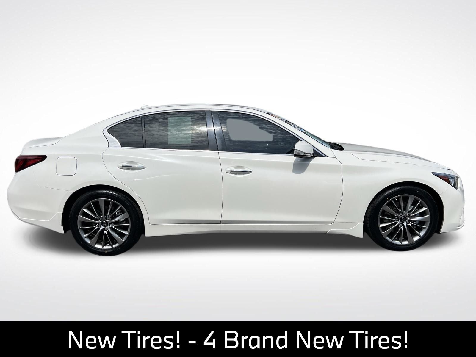 2023 INFINITI Q50 LUXE