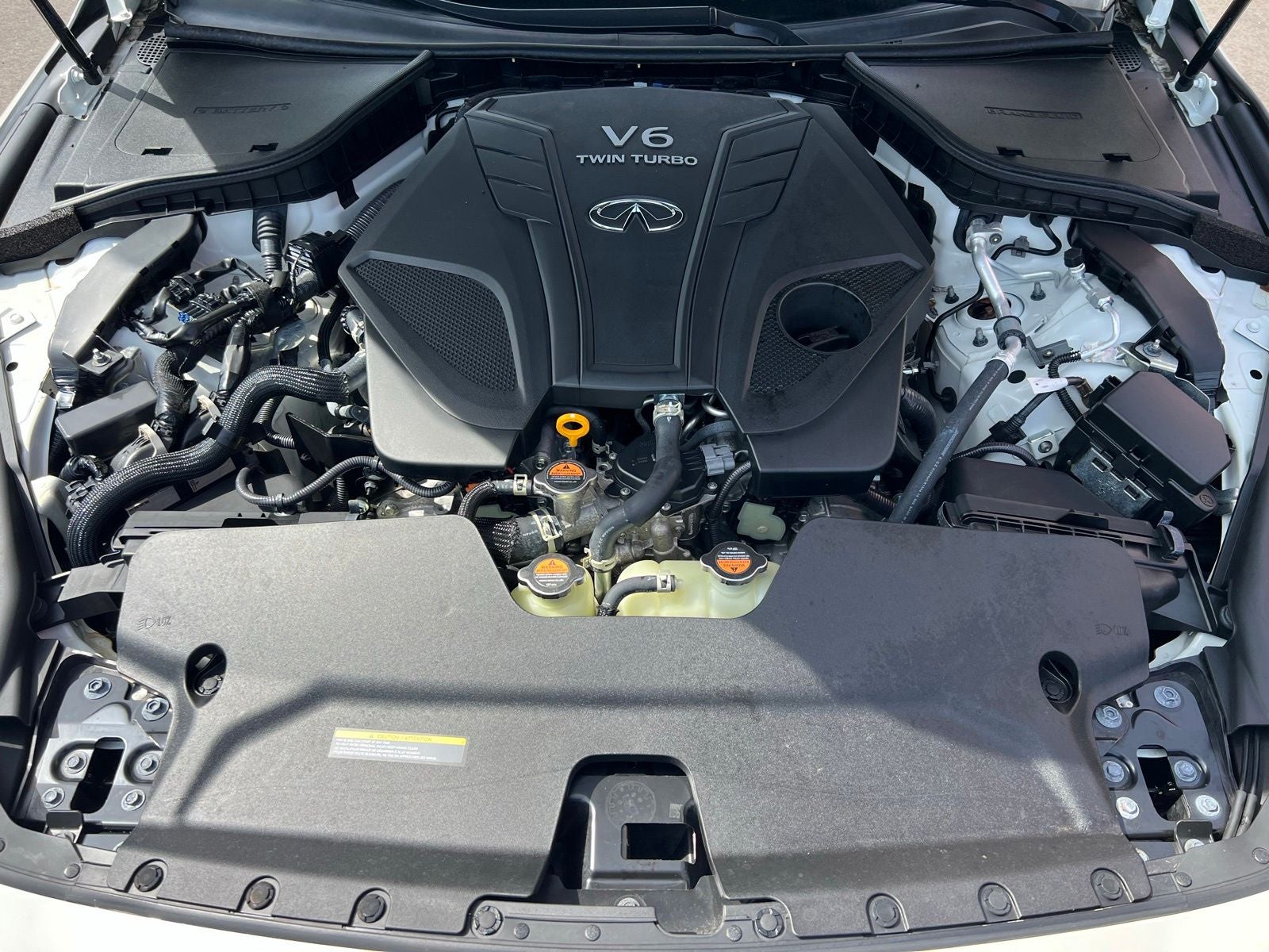 2023 INFINITI Q50 LUXE