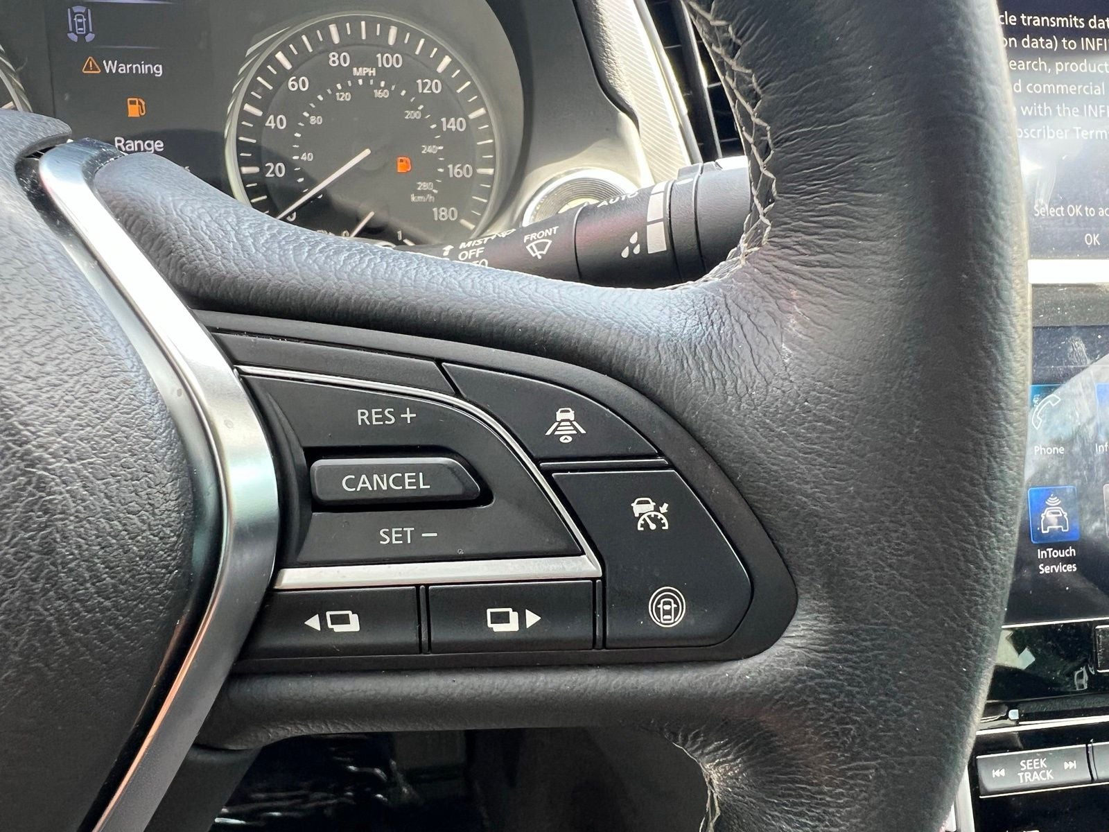 2023 INFINITI Q50 LUXE