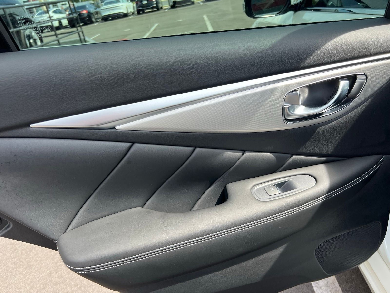 2023 INFINITI Q50 LUXE