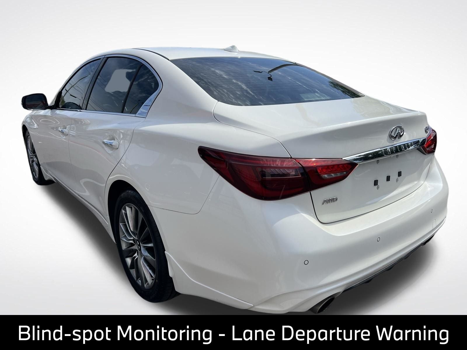 2023 INFINITI Q50 LUXE