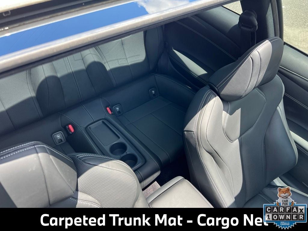 2022 INFINITI Q60 LUXE