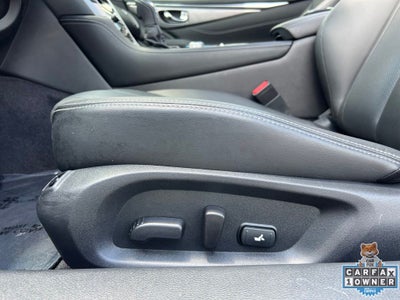 2022 INFINITI Q60 LUXE