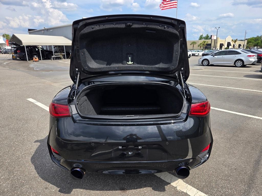 2018 INFINITI Q60 Red Sport 400