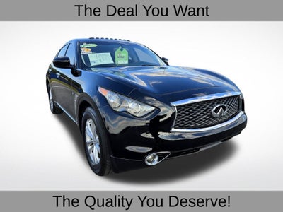 2017 INFINITI QX70 Base