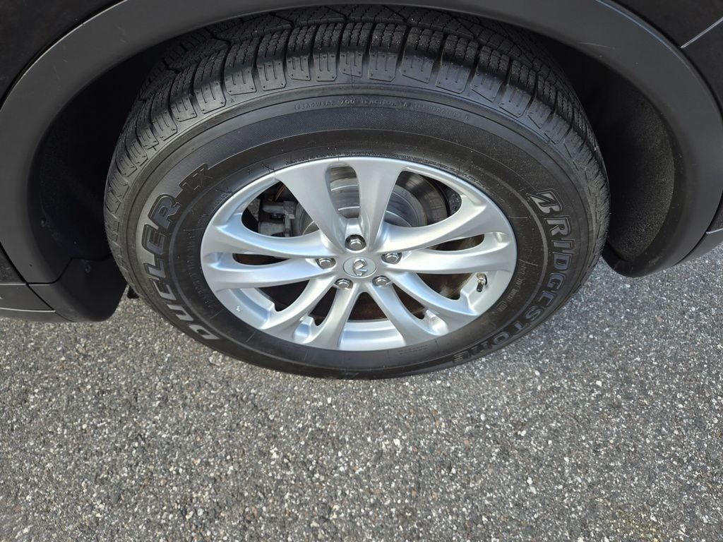 2017 INFINITI QX70 Base