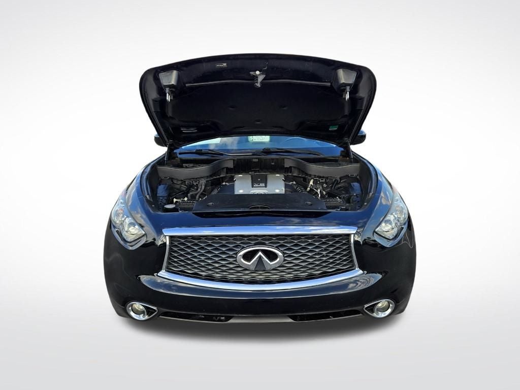 2017 INFINITI QX70 Base