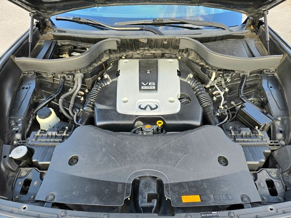 2017 INFINITI QX70 Base