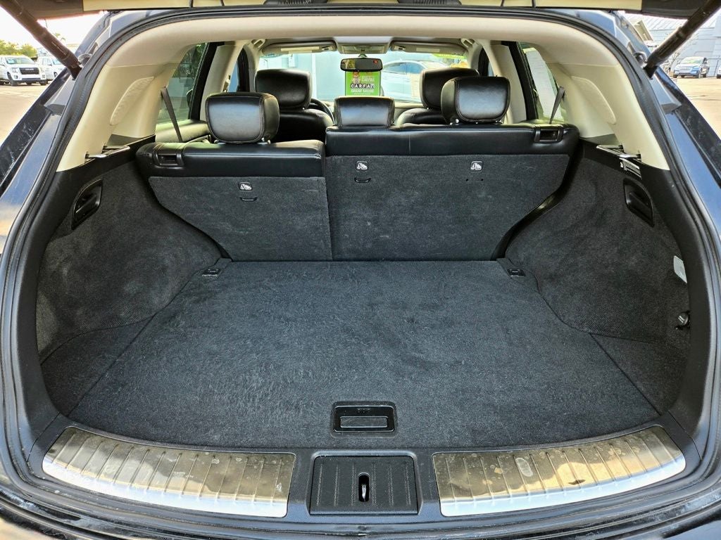 2017 INFINITI QX70 Base