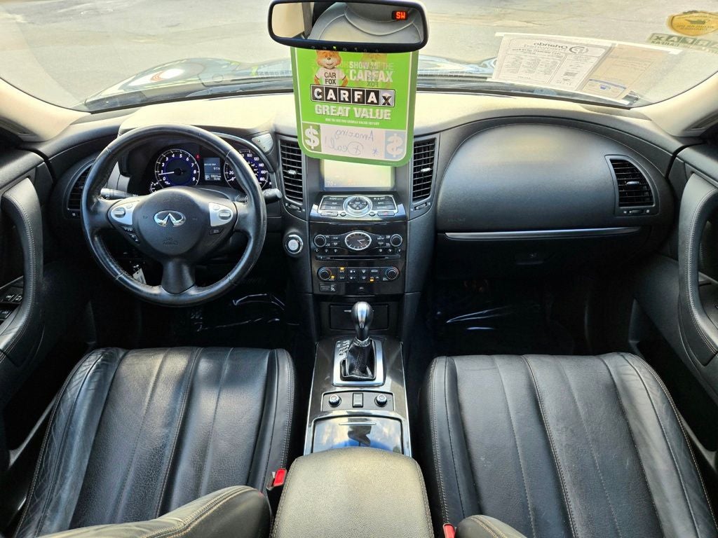 2017 INFINITI QX70 Base