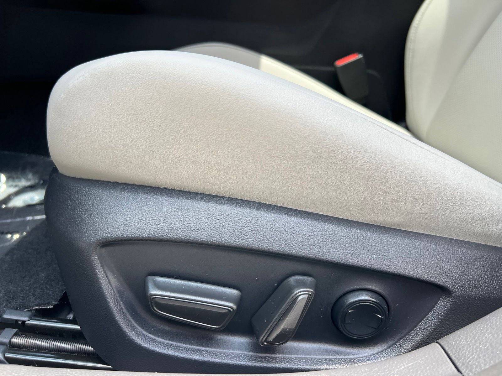 2025 Toyota Prius Limited